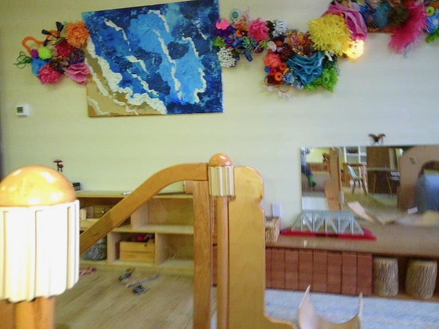 A toddler’s view of the coral wall.
